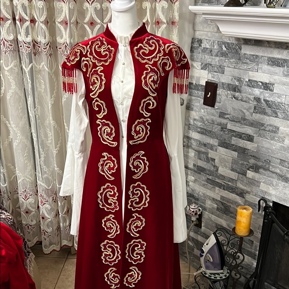 Turkish Red and Gold Embellished Sleeveless vest with white dress and hats - Picture 3 of 6